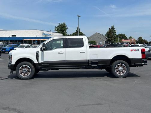 2025 Ford F-350 King Ranch