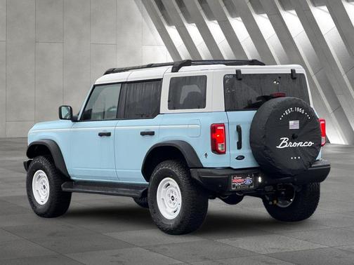 2025 Ford Bronco Heritage Edition