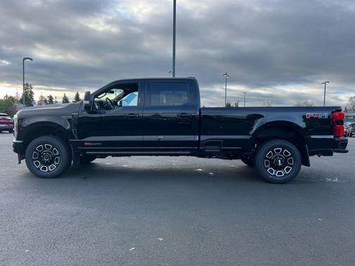 2026 Ford F-350 Platinum