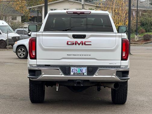 2022 GMC Sierra 2500 SLT