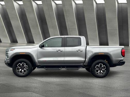 2024 GMC Canyon AT4X