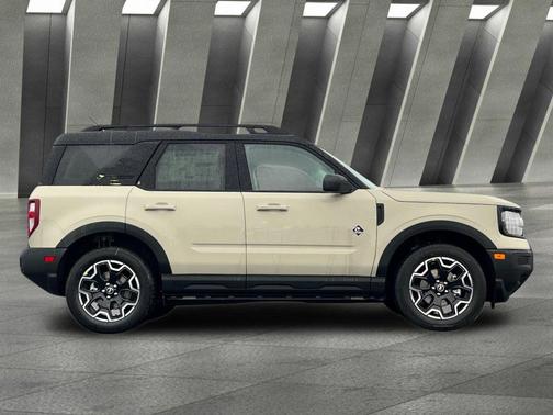 Desert Sand 2025 Ford Bronco Sport Outer Banks