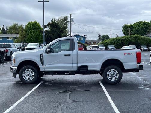 2025 Ford F-350 XLT
