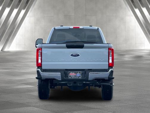 2025 Ford F-350 XLT