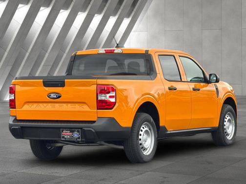 Orange Fury Metallic Tri-Coat 2026 Ford Maverick XL