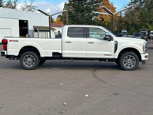 2026 Ford F-350 Platinum