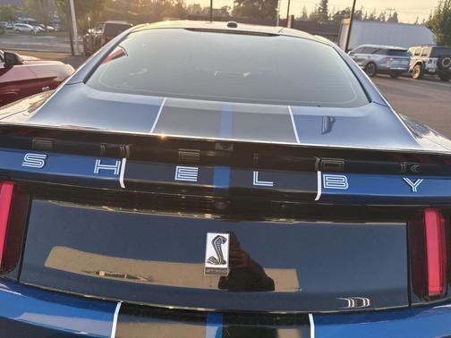 2018 Ford Shelby GT350 Base