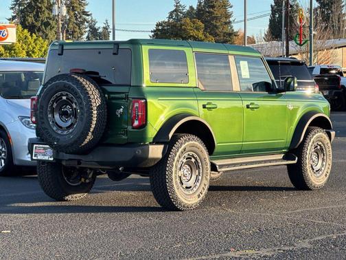 2025 Ford Bronco Outer Banks