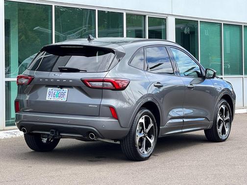 2024 Ford Escape ST-Line Select