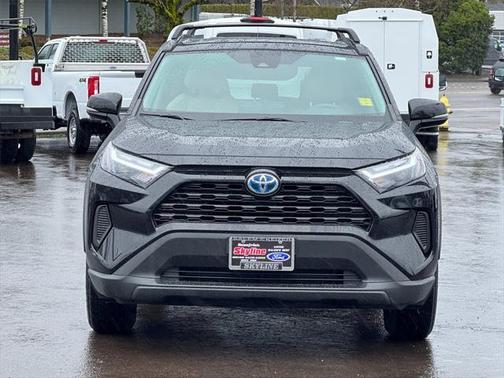 2022 Toyota RAV4 Hybrid XLE