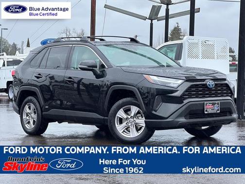 2022 Toyota RAV4 Hybrid XLE