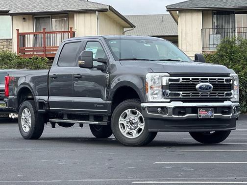 2025 Ford F-250 XLT