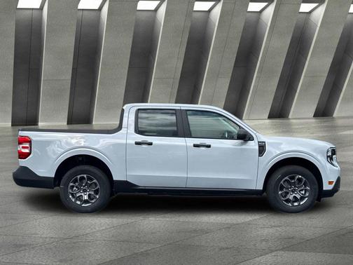 Space White Metallic 2026 Ford Maverick XLT