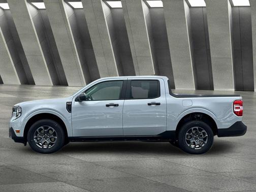 Space White Metallic 2026 Ford Maverick XLT