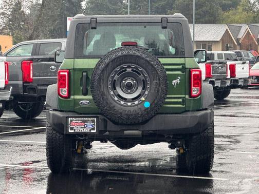 2025 Ford Bronco Base