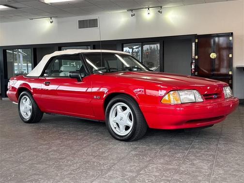 1993 Ford Mustang LX 5.0L