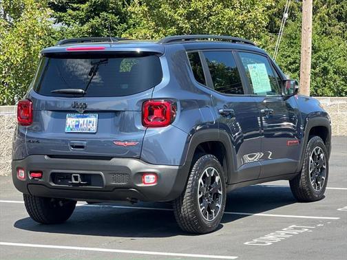 2023 Jeep Renegade Trailhawk