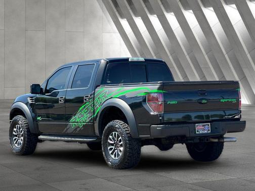 Tuxedo Black Metallic 2013 Ford F-150 SVT Raptor