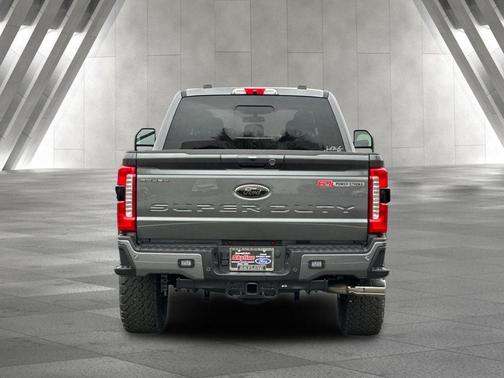 2026 Ford F-250 Lariat