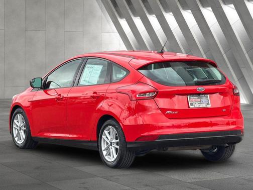 Race Red 2017 Ford Focus SE