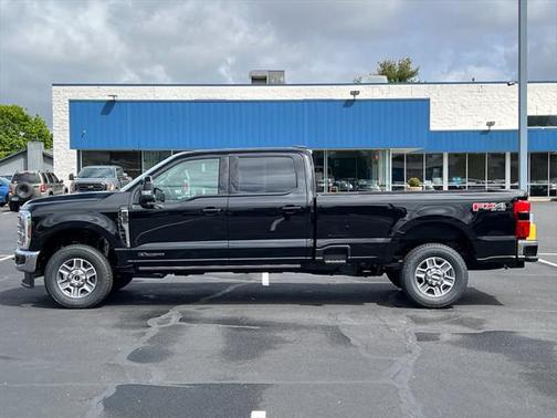 2025 Ford F-350 Lariat