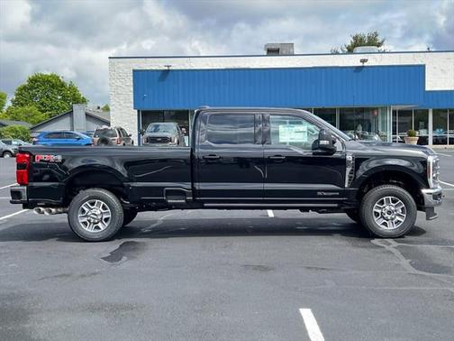 2025 Ford F-350 Lariat