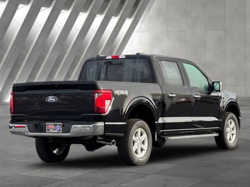 Black Metallic 2025 Ford F-150 XLT