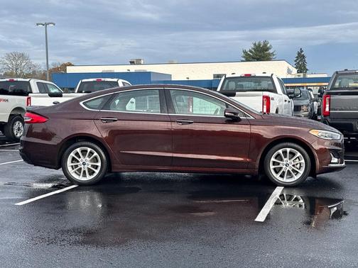 2019 Ford Fusion Energi Titanium