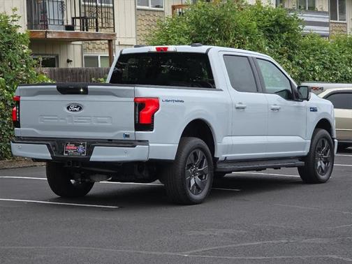 2025 Ford F-150 Lightning Flash
