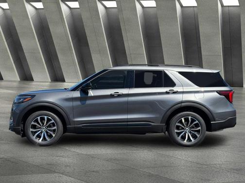 Carbonized Gray Metallic 2026 Ford Explorer ST-Line