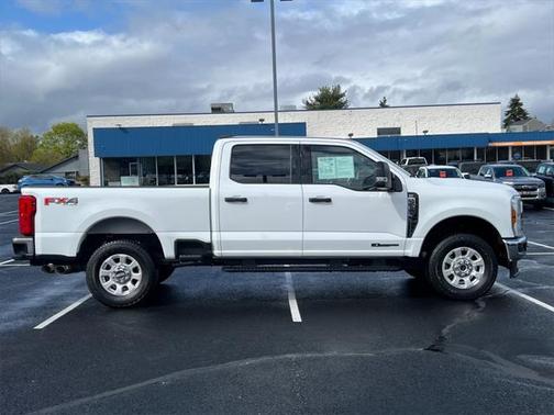 2024 Ford F-250 XLT