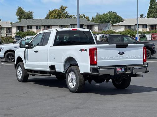 2025 Ford F-250 XLT