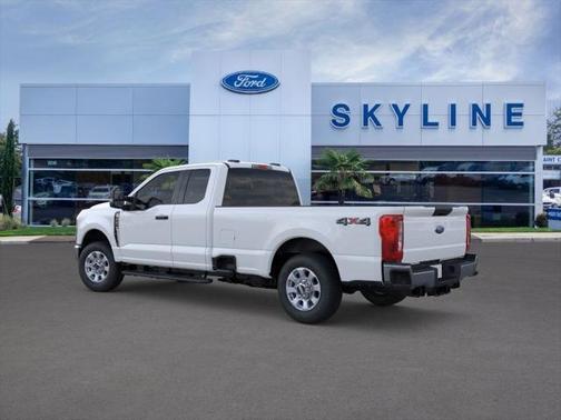 2025 Ford F-250 XLT