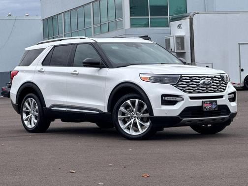 2023 Ford Explorer Platinum
