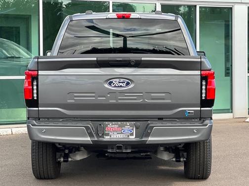 2025 Ford F-150 Lightning XLT