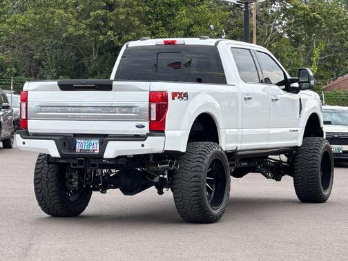 2022 Ford F-350 Platinum