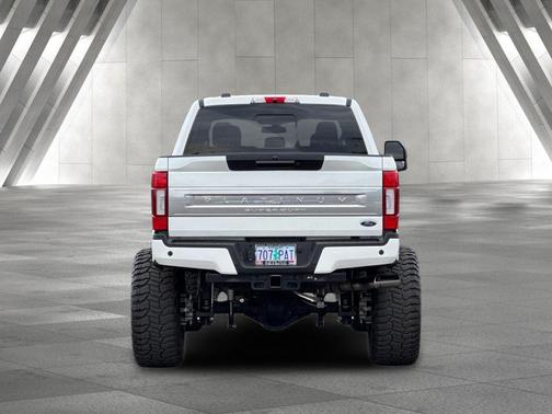 2022 Ford F-350 Platinum