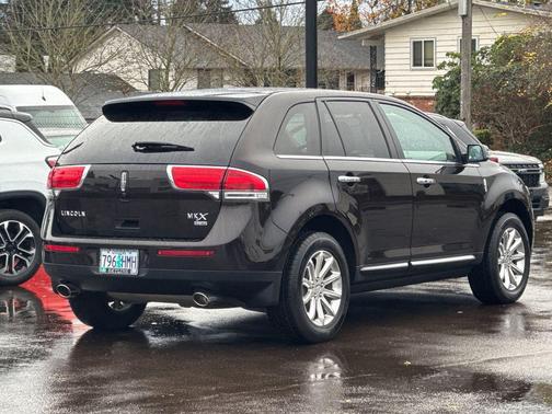 2013 Lincoln MKX Base