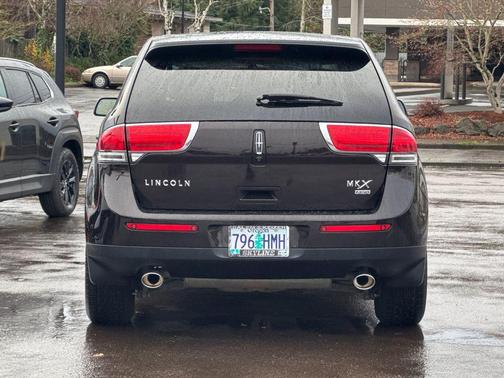 2013 Lincoln MKX Base