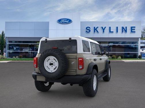 Desert Sand 2026 Ford Bronco Heritage Edition