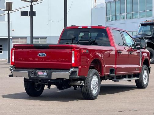 2025 Ford F-350 XLT