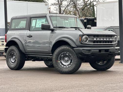 2025 Ford Bronco Base