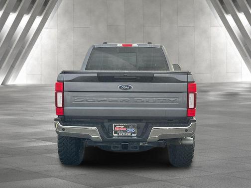 2022 Ford F-350 Lariat