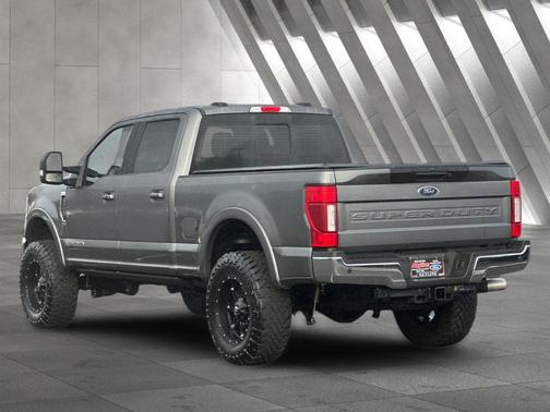 2022 Ford F-350 Lariat