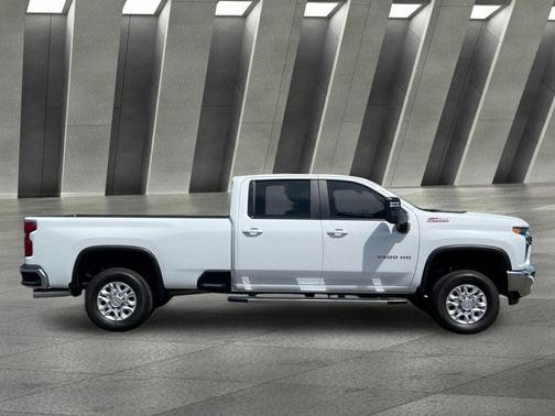 2022 Chevrolet Silverado 3500 LT