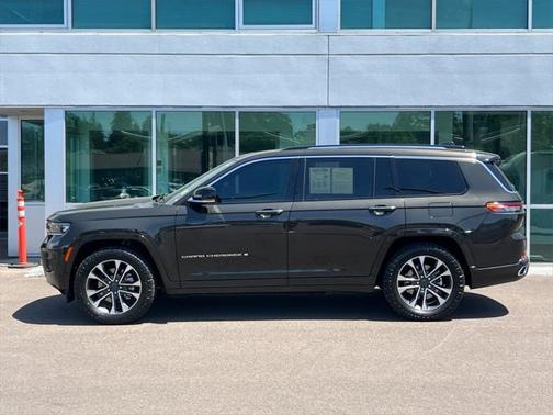 2022 Jeep Grand Cherokee L Overland