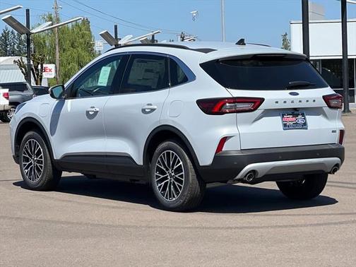 2025 Ford Escape PHEV SE