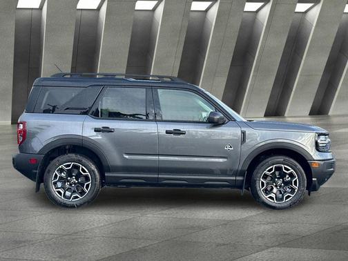 Carbonized Gray Metallic 2026 Ford Bronco Sport Outer Banks