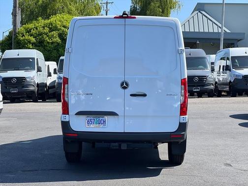 2024 Mercedes-Benz Sprinter 2500 Standard Roof