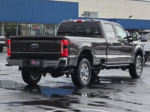 2025 Ford F-350 Lariat